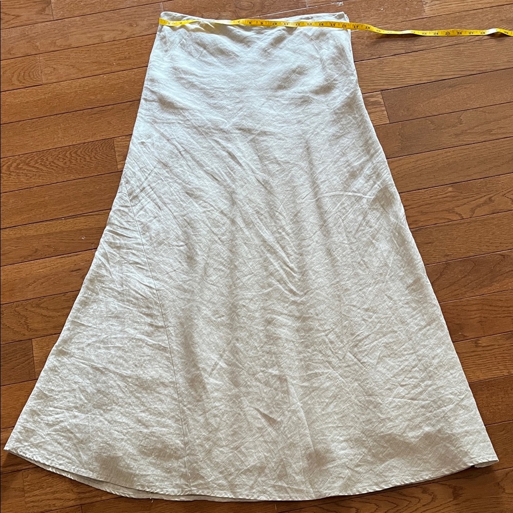 Dissh Beige Linen Skirt